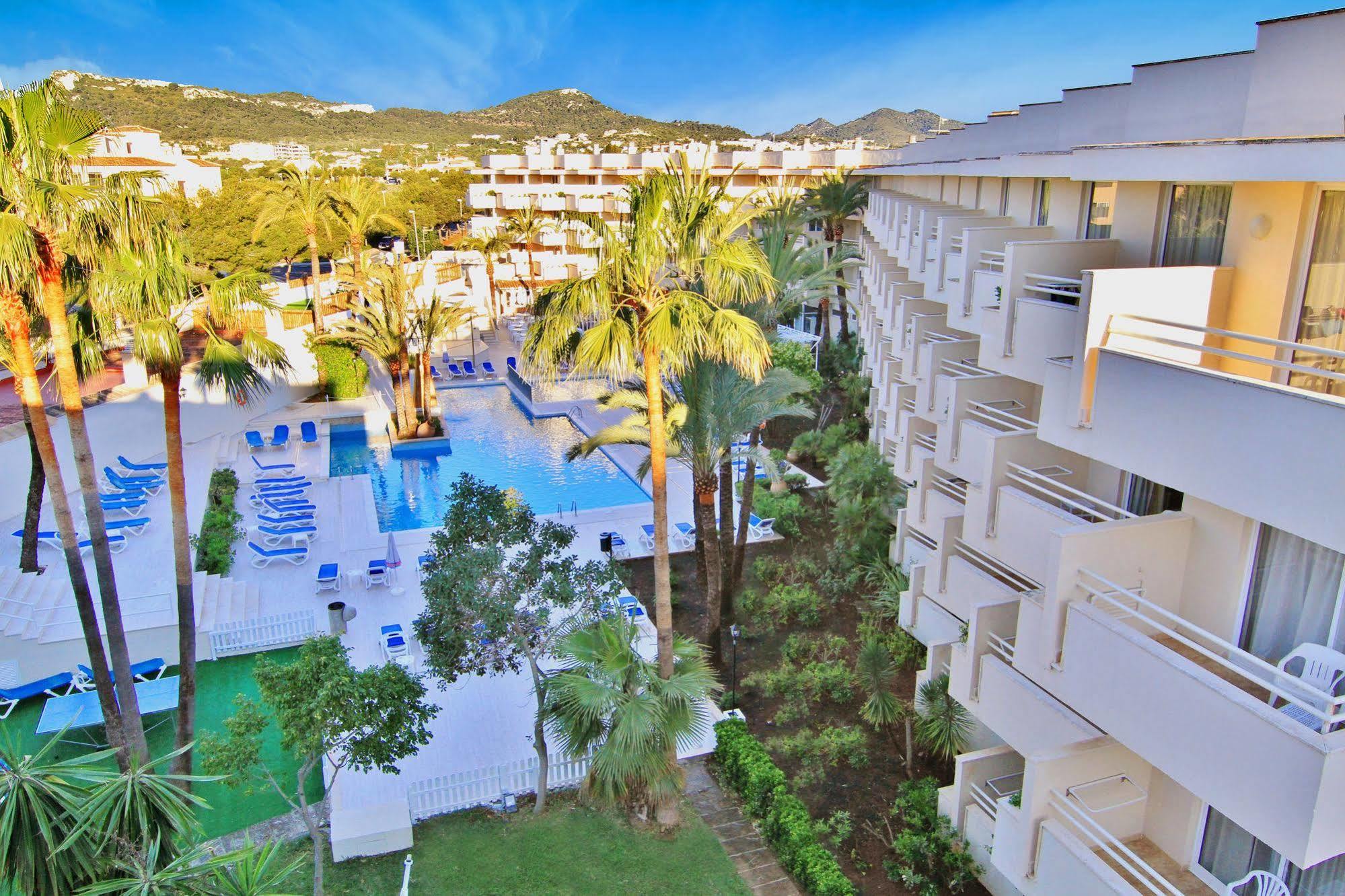 Globales Cala Bona Hotel Cala Bona  Exterior photo
